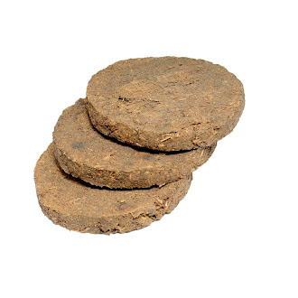 pure cow dung cakes for havan & puja – natural sun dried uple for agnihotra, homam, yagna and spiritual rituals pure cow dung cakes for havan & puja – natural sun dried uple for agnihotra, homam, yagna and spiritual rituals